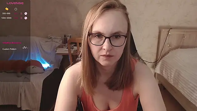Snapshot of Agatha_Mott chatting on 09-30-25, 05:13 Agatha Mott online show from 09-30-25, 05:13