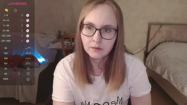 Snapshot of Agatha_Mott chatting on 10-05-25, 05:09 Agatha Mott online show from 10-05-25, 05:09