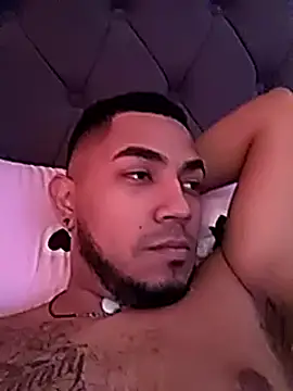 Elgroney23 online show from 02-02-25, 04:11