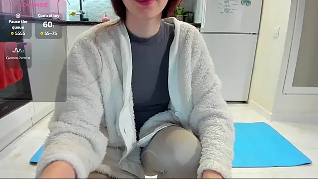 Snapshot of Katya_yoga chatting on 12-17-25, 04:17 Katya yoga online show from 12-17-25, 04:17