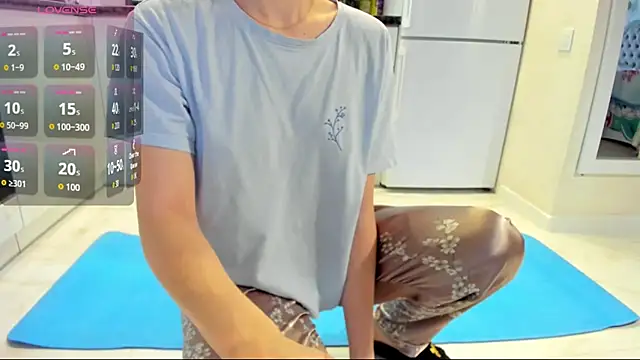 Snapshot of Katya_yoga chatting on 12-05-25, 06:45 Katya yoga online show from 12-05-25, 06:45