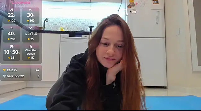 Snapshot of Katya_yoga chatting on 02-22-25, 04:51 Katya yoga online show from 02-22-25, 04:51