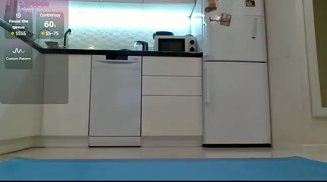 Snapshot of Katya_yoga chatting on 02-17-25, 05:04 Katya yoga online show from 02-17-25, 05:04