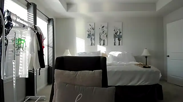 Snapshot of kaliii_jones chatting on 03-19-25, 11:36 kaliii jones online show from 03-19-25, 11:36