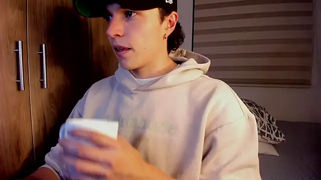 Mastrangelo xxx online show from 02-03-26, 03:48