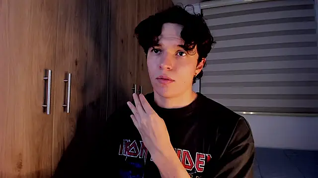 Mastrangelo xxx online show from 03-01-26, 01:27