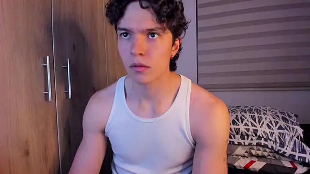 Mastrangelo xxx online show from 10-24-25, 02:54