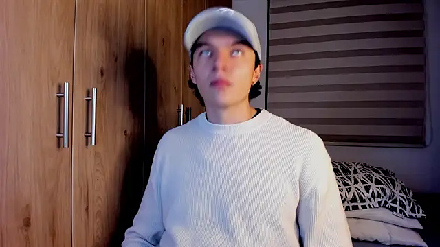 Mastrangelo xxx online show from 02-06-26, 04:08