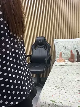 Snapshot of JessyCream chatting on 02-24-26, 04:08 JessyCream online show from 02-24-26, 04:08