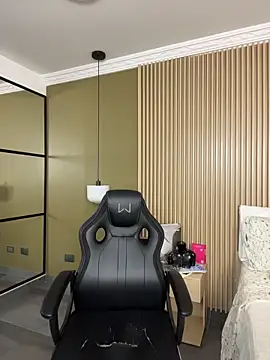 Snapshot of JessyCream chatting on 02-26-26, 01:33 JessyCream online show from 02-26-26, 01:33