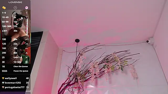 Pamela Rut  online show from 07-12-26, 04:08
