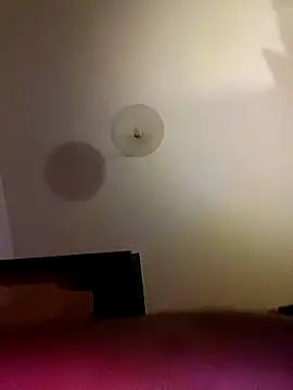 ginger 1 1 online show from 12-23-25, 12:33