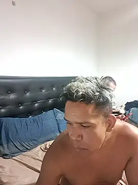 liamlara online show from 01-12-26, 03:02