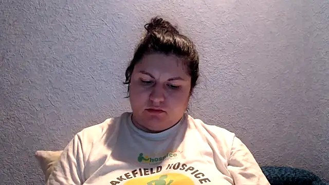 KiraSwee online show from 11-16-25, 07:29