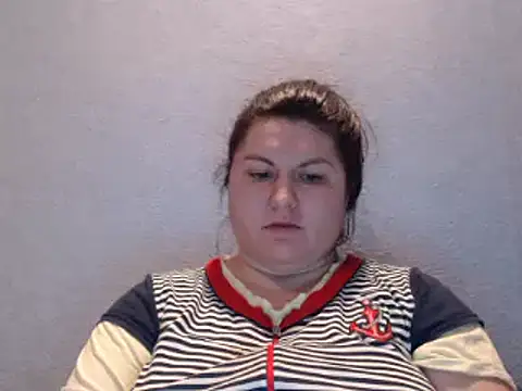 KiraSwee online show from 02-02-25, 06:20