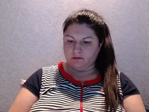 KiraSwee online show from 09-27-25, 04:02