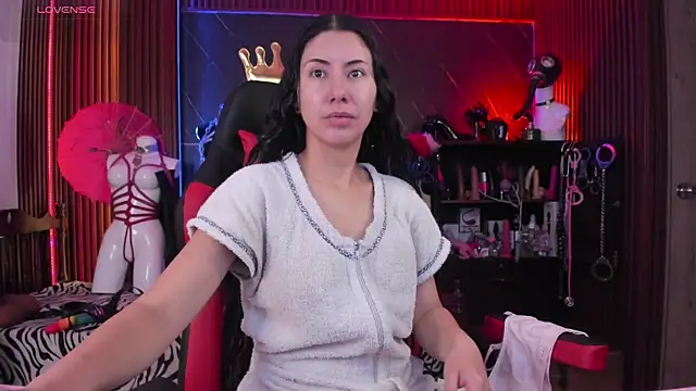 XiaQueen online show from 06-20-26, 12:32