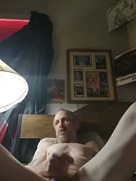 Snapshot of Dara4q chatting on 03-13-25, 11:27 Dara4q online show from 03-13-25, 11:27