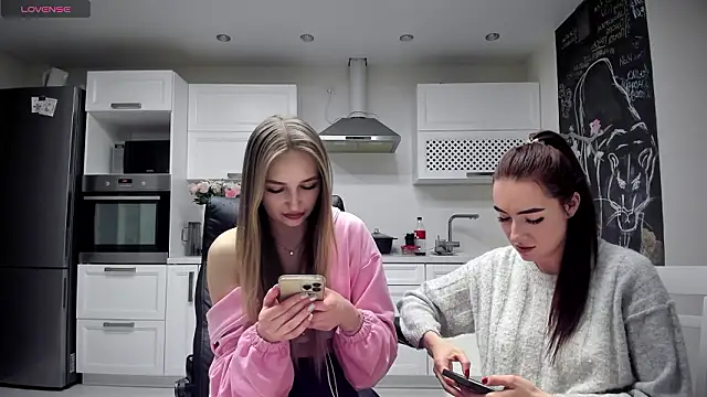 lisenok online show from 03-06-26, 09:54