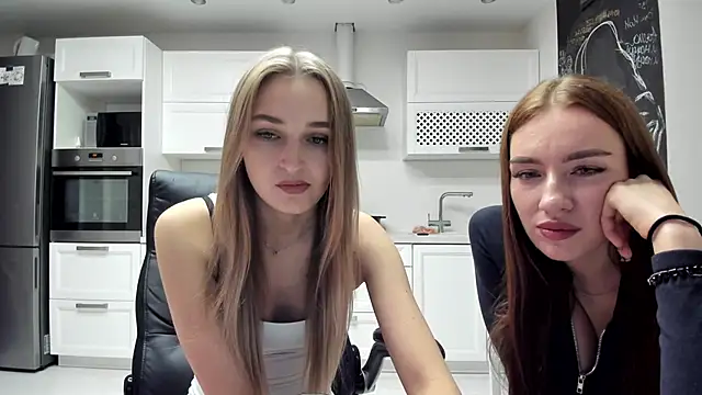 Snapshot of lisenok chatting on 10-16-25, 08:28 lisenok online show from 10-16-25, 08:28