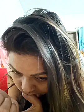 blue-berry07 online show from 11-26-25, 07:25