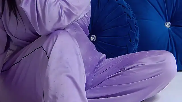 AlessiaExquisit online show from 10-07-25, 02:01