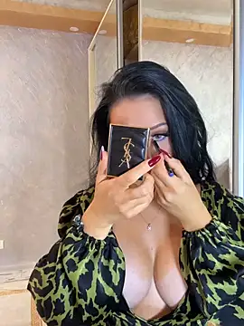 Snapshot of AlessiaExquisit chatting on 04-19-26, 06:10 AlessiaExquisit online show from 04-19-26, 06:10