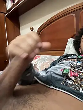 yeiyei oficial online show from 10-30-25, 02:58