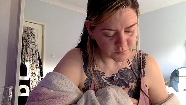 Snapshot of AureliaXOX chatting on 02-22-25, 03:47 AureliaXOX online show from 02-22-25, 03:47