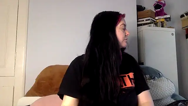 AureliaXOX online show from 02-15-26, 11:20