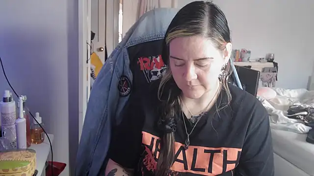 Snapshot of AureliaXOX chatting on 09-19-25, 09:02 AureliaXOX online show from 09-19-25, 09:02