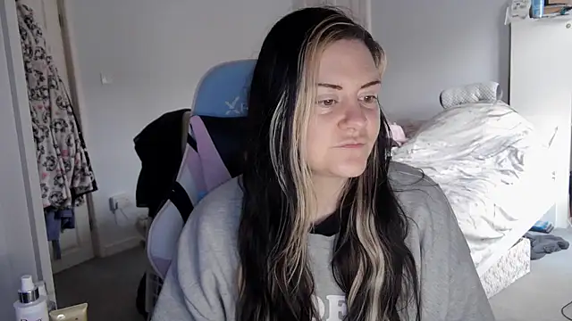 Snapshot of AureliaXOX chatting on 02-28-25, 09:36 AureliaXOX online show from 02-28-25, 09:36