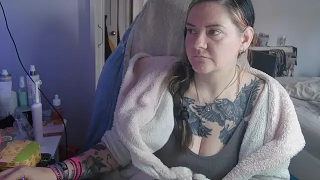 Snapshot of AureliaXOX chatting on 09-14-25, 09:53 AureliaXOX online show from 09-14-25, 09:53