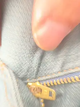 sark0606 online show from 02-04-25, 11:05