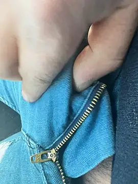 sark0606 online show from 02-24-25, 08:06