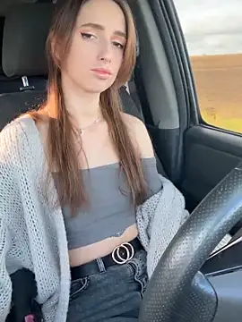 Maria Moonlight online show from 11-19-25, 12:49