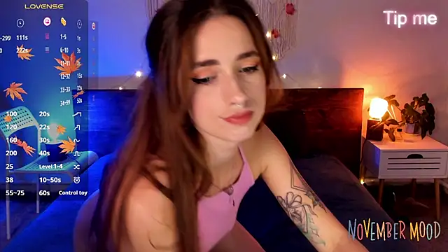 Maria Moonlight online show from 11-27-25, 03:12