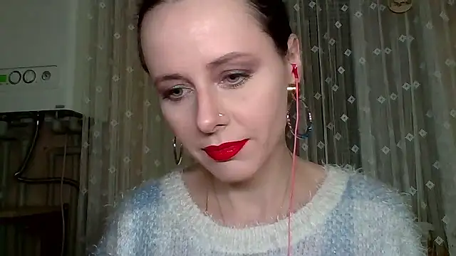 LuminousLady online show from 01-14-26, 05:38