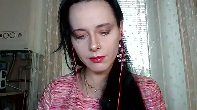 LuminousLady online show from 09-19-25, 02:32