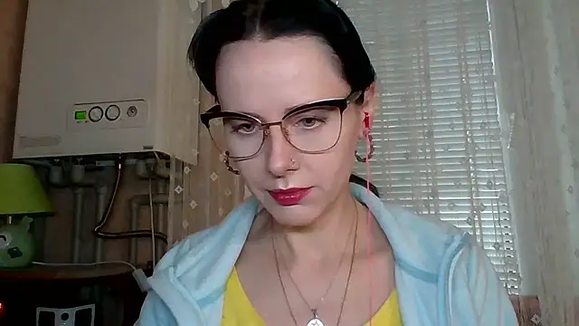 LuminousLady online show from 10-09-25, 07:31