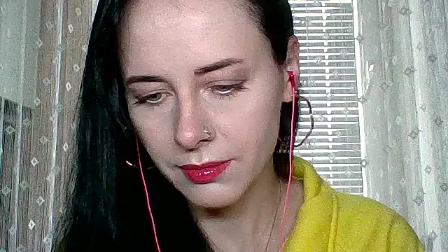 LuminousLady online show from 10-24-25, 07:29