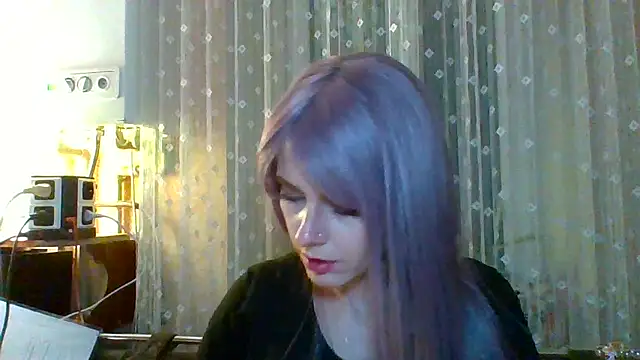 LuminousLady online show from 03-07-25, 12:04