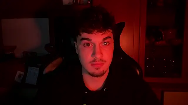 NaplesGuy04 online show from 02-16-25, 10:33