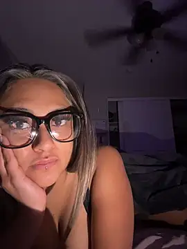 babygirl ak online show from 02-03-25, 08:13