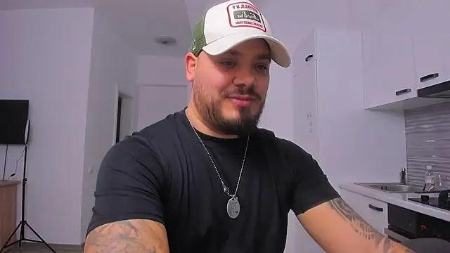 ZackMasterss online show from 12-17-25, 10:48