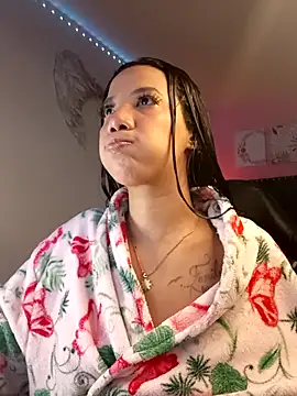 SallyWhitee online show from 02-28-26, 05:29