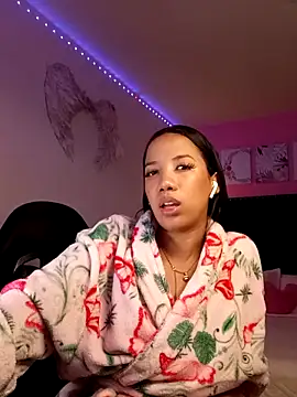 SallyWhitee online show from 02-12-26, 05:29