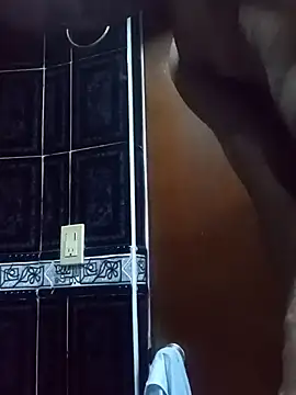 chocolatepuro1979 online show from 03-07-25, 05:49