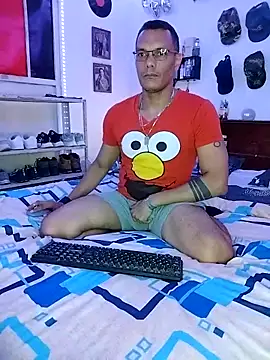 Snapshot of XhaseFoX chatting on 02-26-25, 01:57 XhaseFoX online show from 02-26-25, 01:57
