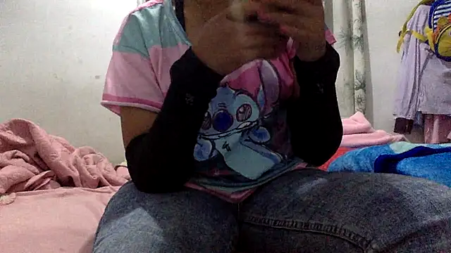 sharonlopez9611 online show from 05-23-26, 03:49